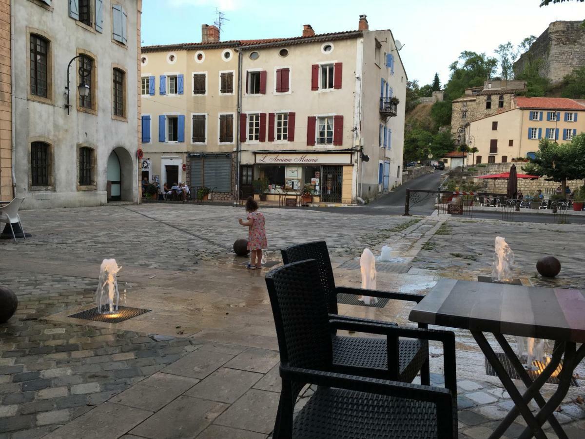 キヤン Entre L'Eglise Et La Placeヴィラ エクステリア 写真